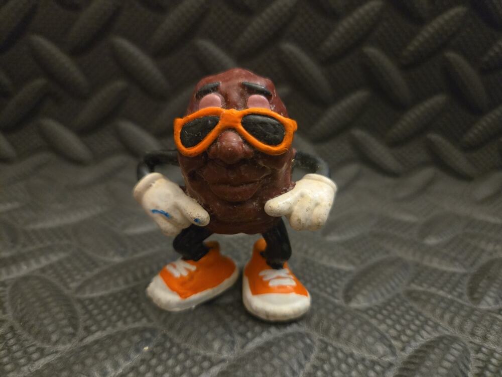 Vintage California Raisins Cool Dude PVC Figure Orange Sunglasses Applause 1987